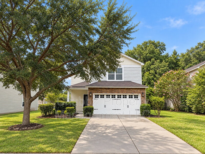 Beaufort House: 5 Catawba Way