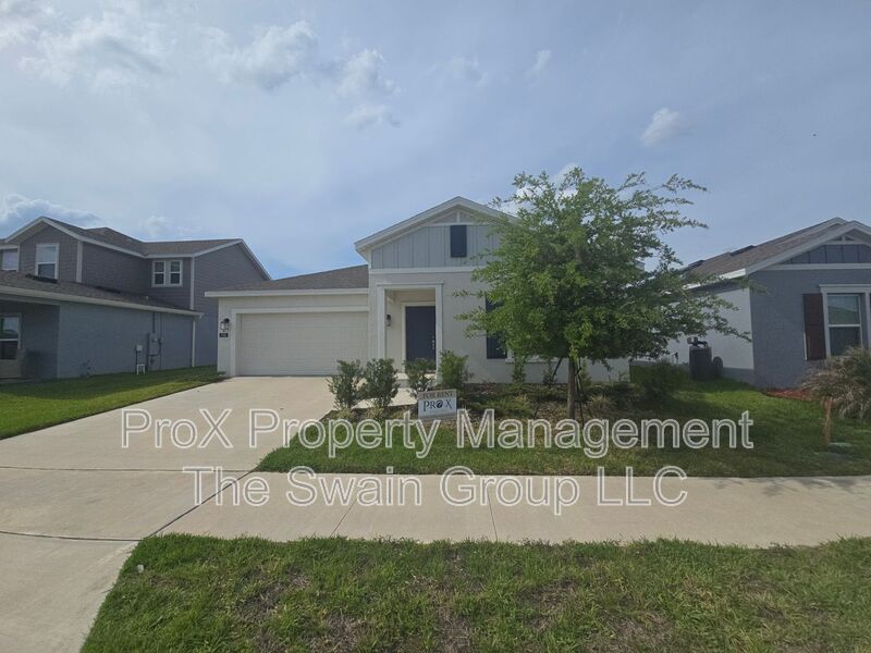 Eagle Lake House: 948 Craftsman Rd