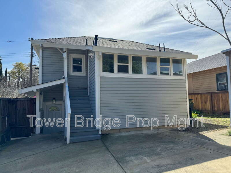 Sacramento Condo: 3897 7th Ave