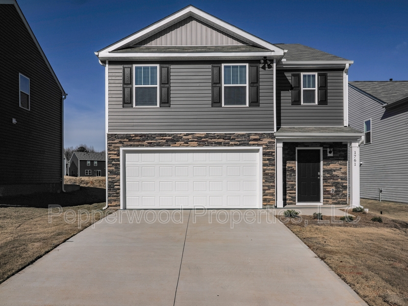 Roebuck House: 1761 Rein Drive