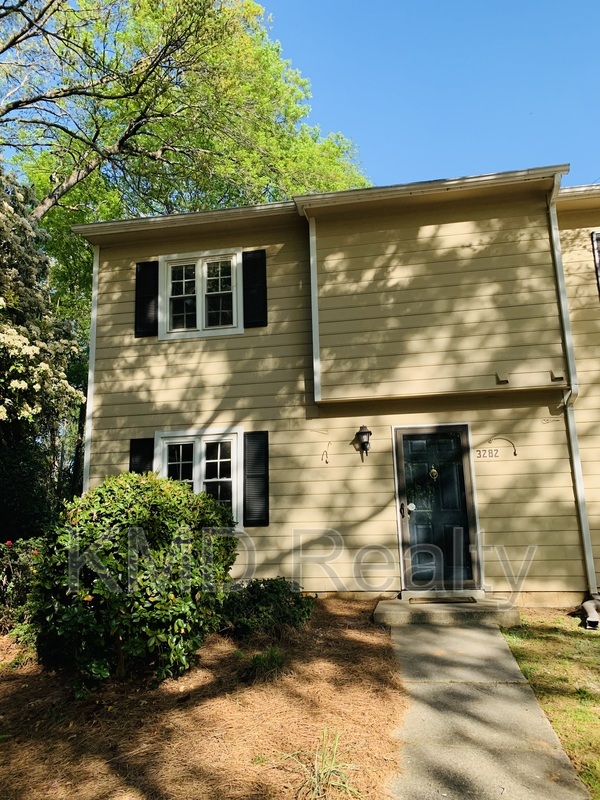 Charlotte Townhome: 3282 Heathstead Place