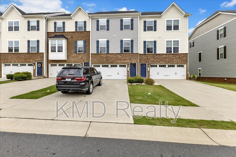 Fort Mill Townhome: 2611 Grantham Place Drive