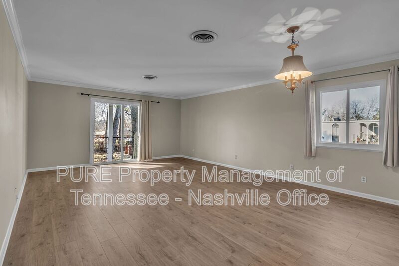 Murfreesboro House: 1302 Dr Martin Luther King Jr Blvd