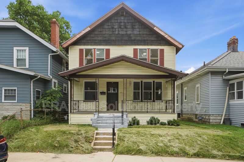 Columbus House: 394 South Guilford Ave