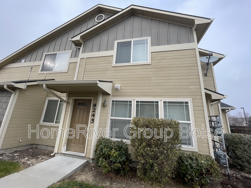 Boise House: 9243 W Brogan Dr