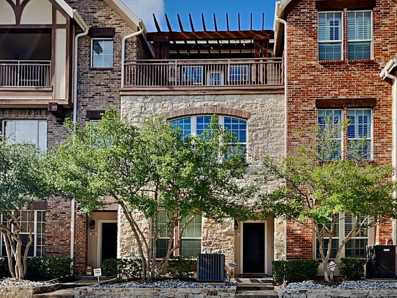 Dallas Condo: 1600 Abrams Rd