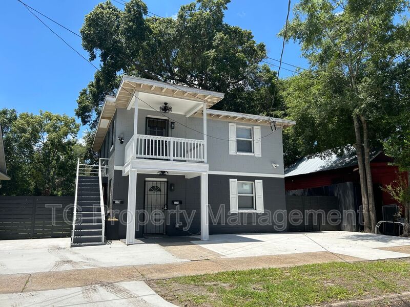 Jacksonville House: 1376 Prince St