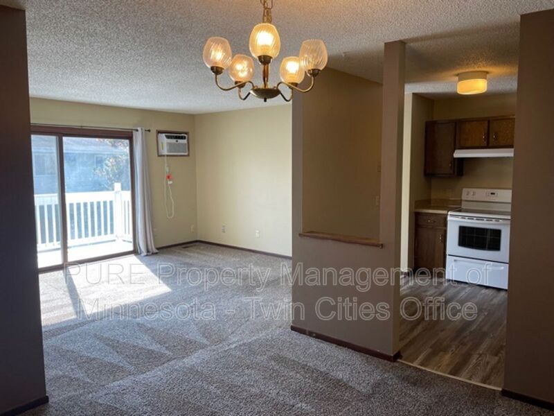 Woodbury Townhome: 2466 Cobble Hill Alcove