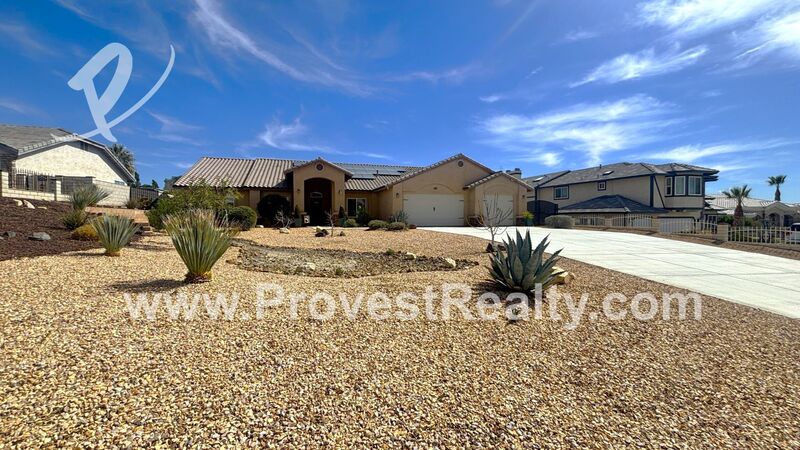 Apple Valley House: 16209 Ridge View Dr