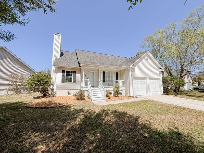 Charleston House: 118 Sea Cotton Circle