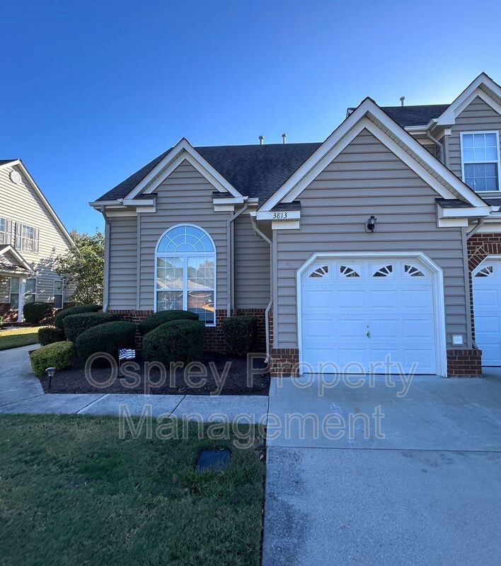 3BR Townhouse Condo with Garage "ASK ABOUT OUR ZERO DEPOSIT" - Photo 1