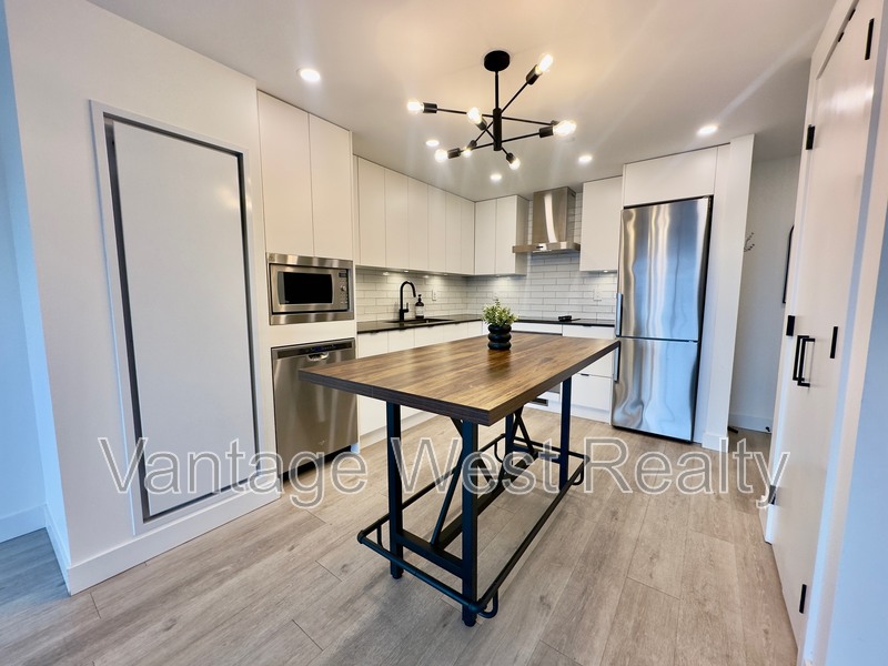 Kelowna Condo: 711-1471 St. Paul St
