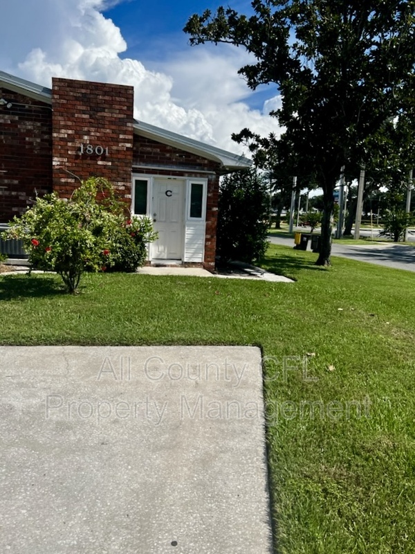 Winter Haven Condo: 1801 3rd Ct SE