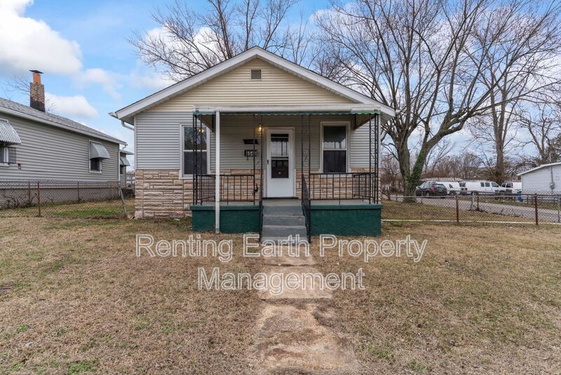 St Louis House: 6546 Joseph Ave