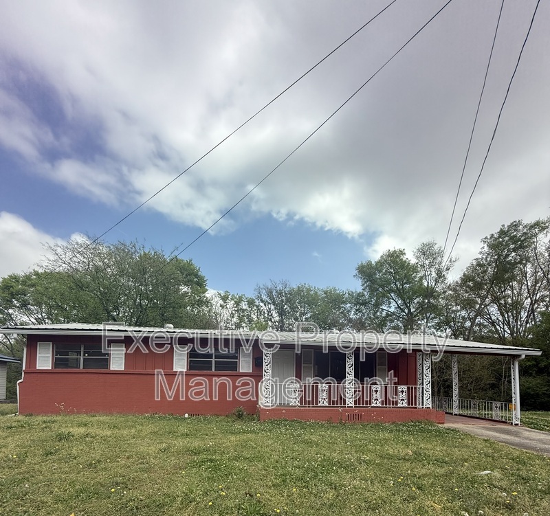 Birmingham House: 1153 2nd Street N