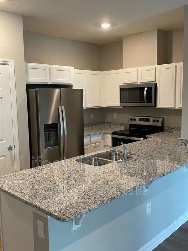 Request a Viewing for 211 Mustard Hill Court Tenant Turner