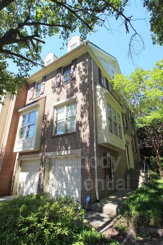 Falls Church House: 6032 Kelsey Ct