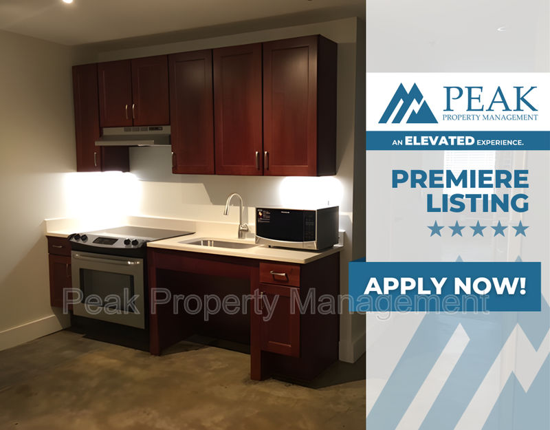 Petersburg House: 219 E Bank St