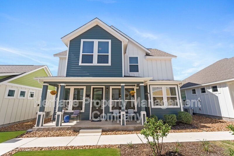 New Braunfels House: 2119 Hofstaat