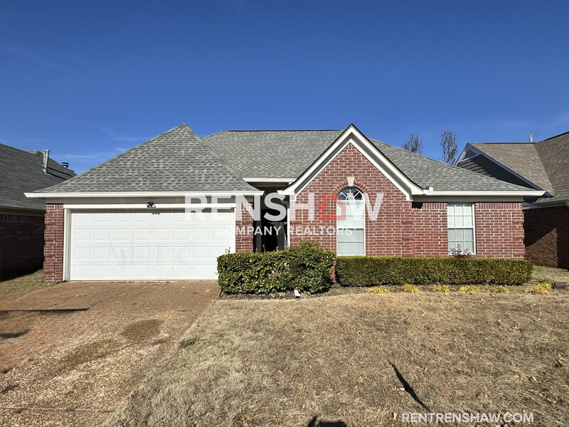 Cordova House: 6954 Luxor Ln