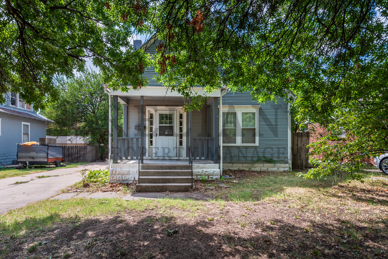 Wichita House: 607 N Lorraine Ave