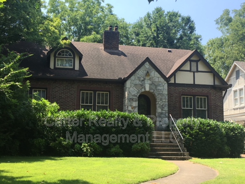 Nashville House: 3707 Whitland Avenue