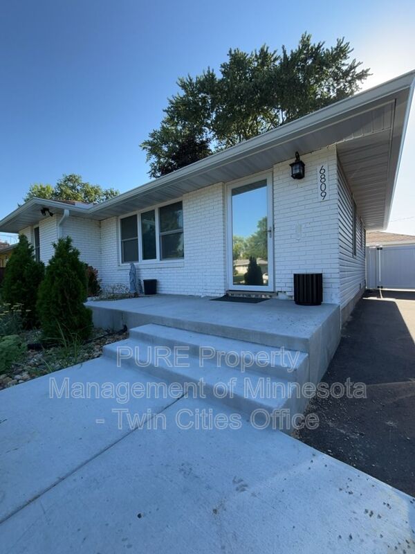 Richfield House: 6809 5th Ave S