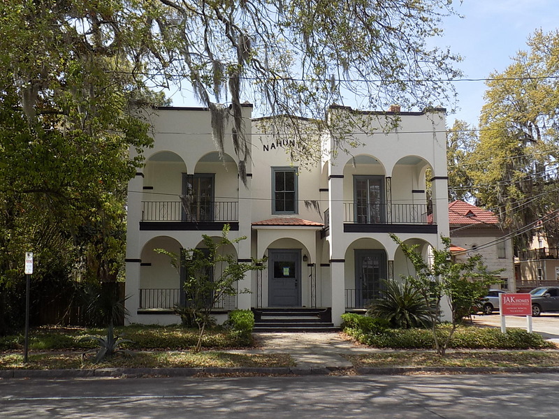 Savannah Condo: 2109 Abercorn Street