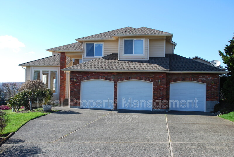 Marysville House: 7301 77th Dr NE