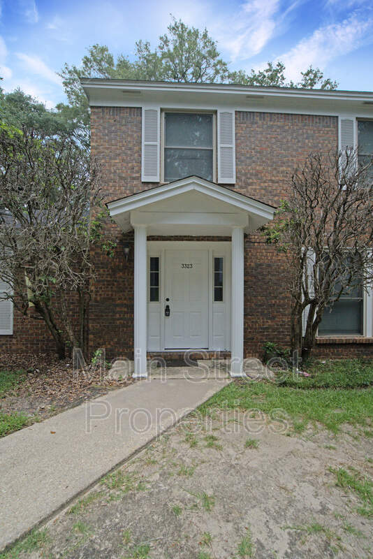 Pensacola Townhome: 3323 Kingswood Court