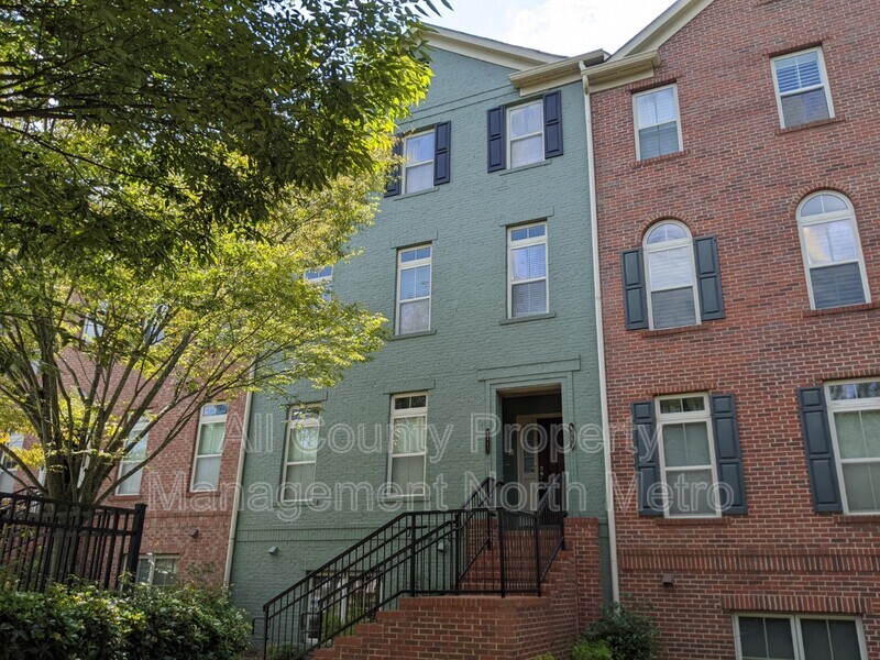 Atlanta Townhome: 6465 Chariot Street