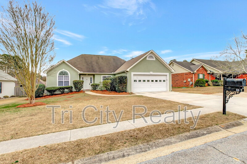 Fayetteville House: 110 York Lane