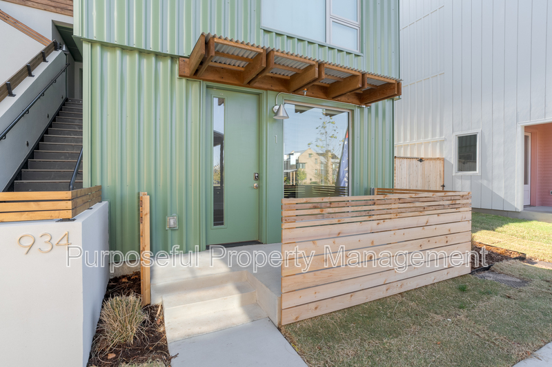 Oklahoma City Condo: 934 Hangar Drive - 1