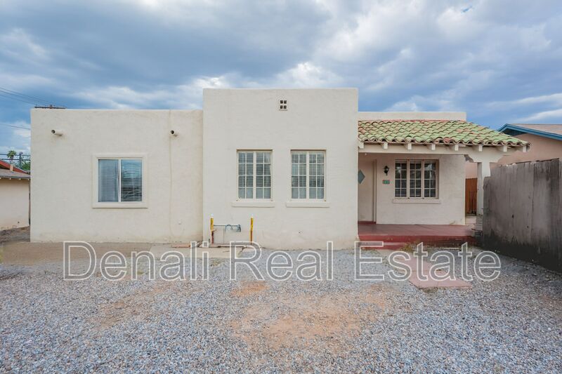 Tucson House: 241 S Cherry Ave