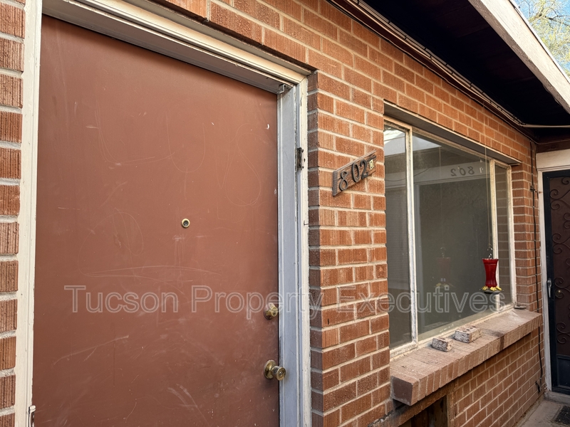 Tucson Condo: 802 N Alvernon Way - D