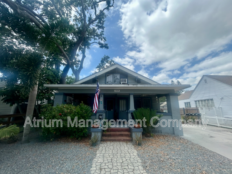 St. Petersburg House: 1026 12th St N