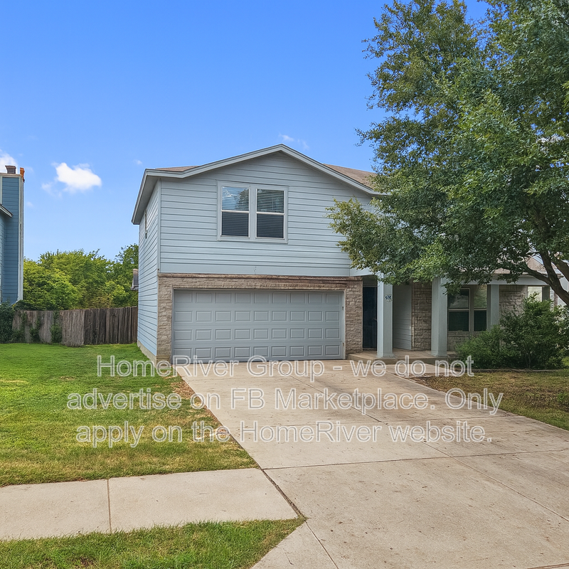 Cibolo House: 225 Hinge Chase