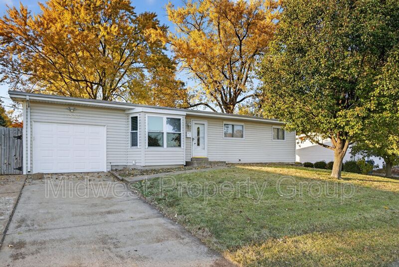 Florissant House: 1225 Night Drive