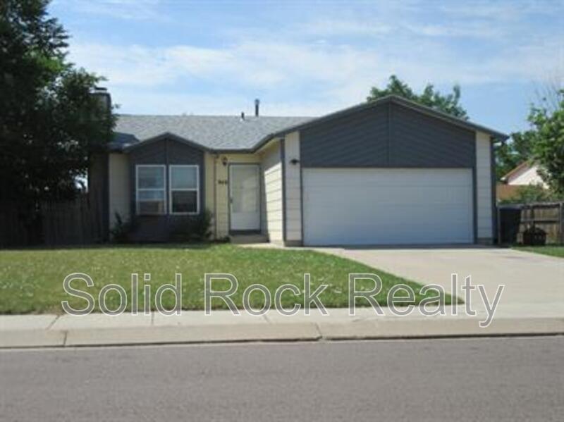 Fountain House: 948 Bromefield Drive