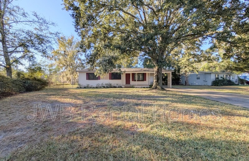 Jacksonville House: 3054 Yanlee Ln