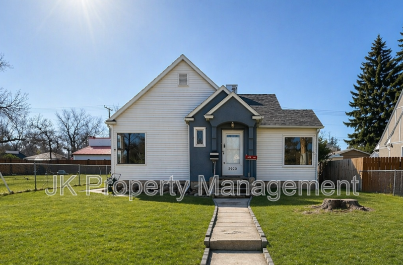 Great Falls House: 2920 3rd Ave N
