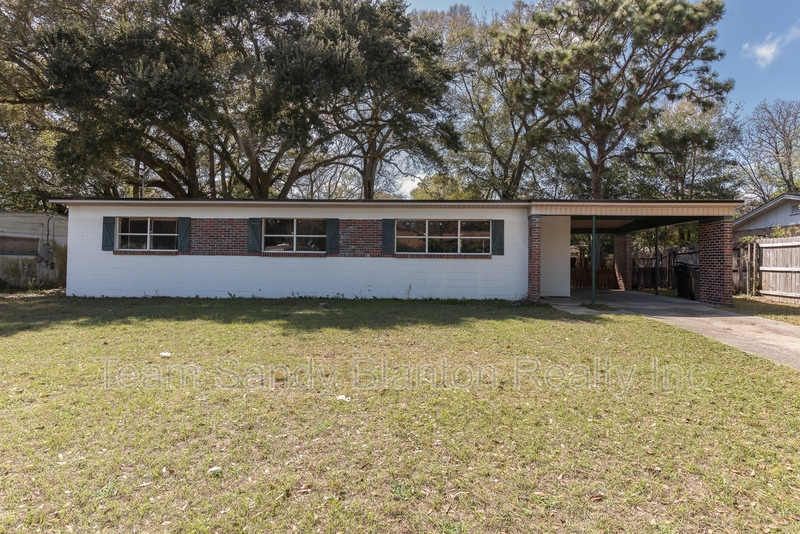 Pensacola House: 4513 Guerlain Way