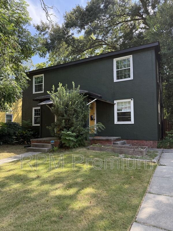 Baton Rouge House: 943 Rittner Dr.