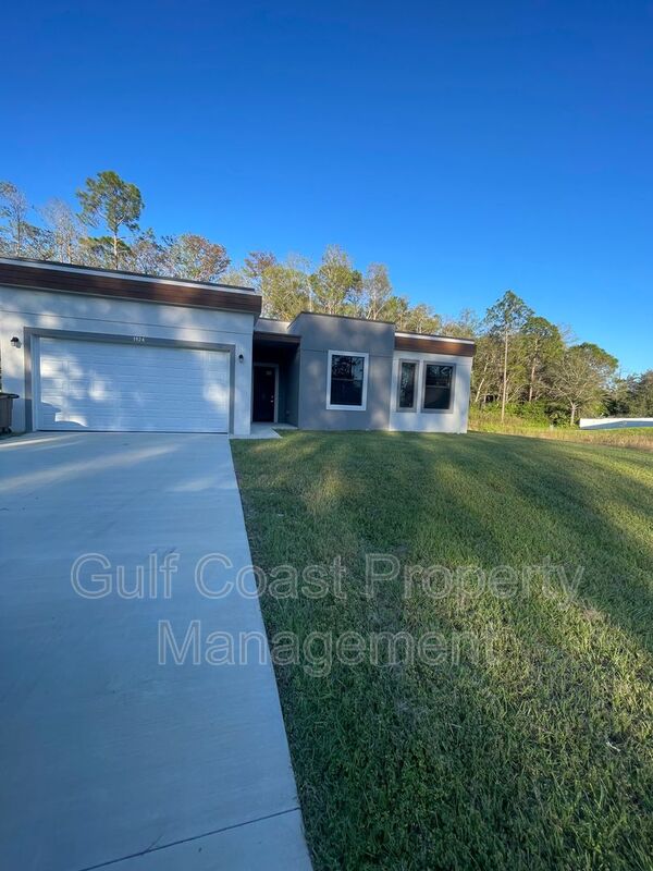 Lehigh Acres House: 1924 Marlay Avenue