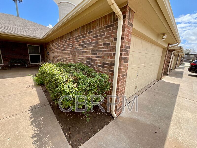 Lubbock House: 3415 49th Street