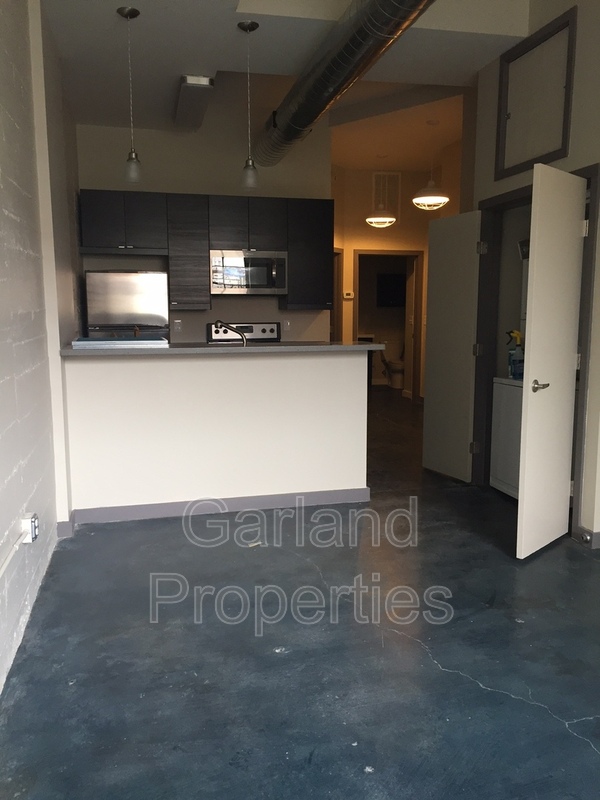 Roanoke Condo: 631 Campbell Ave