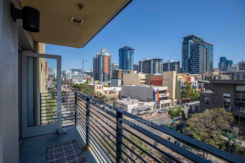 San Diego Condo: 1608 India St.