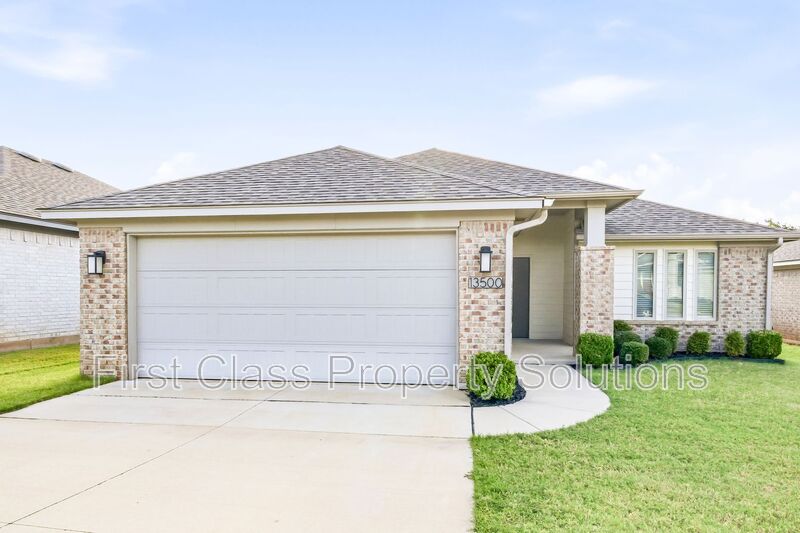 Piedmont House: 13500 Watson dr