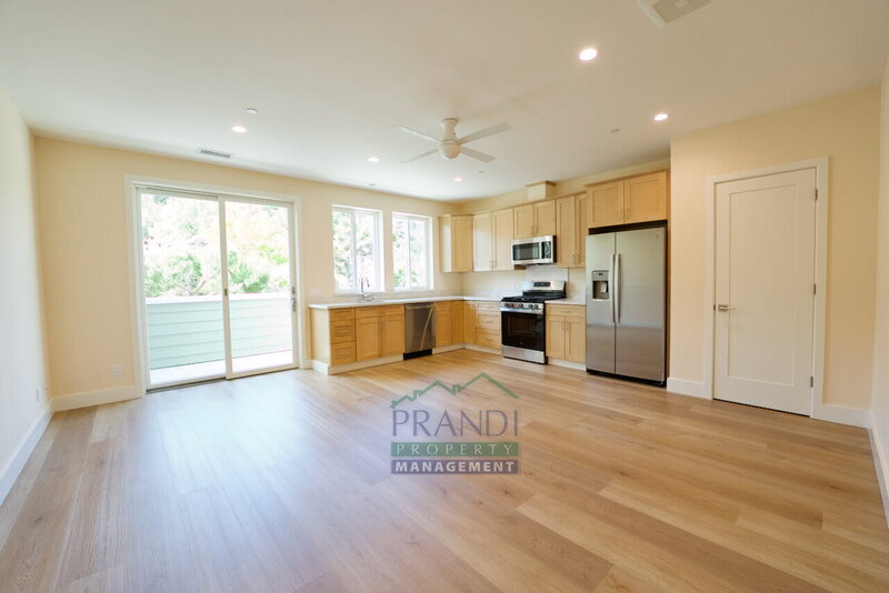 San Rafael Condo: 10 E Crescent Dr,