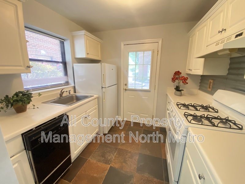 Atlanta Condo: 702 Argonne Ave NE